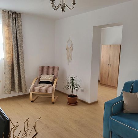 Studio Cristina Hunedoara Zewnętrze zdjęcie